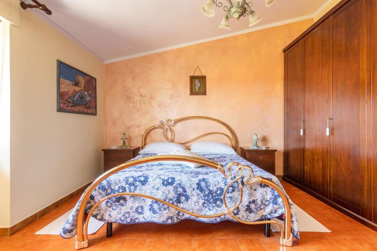 Locazione Turistica Da Placida Suni エクステリア 写真